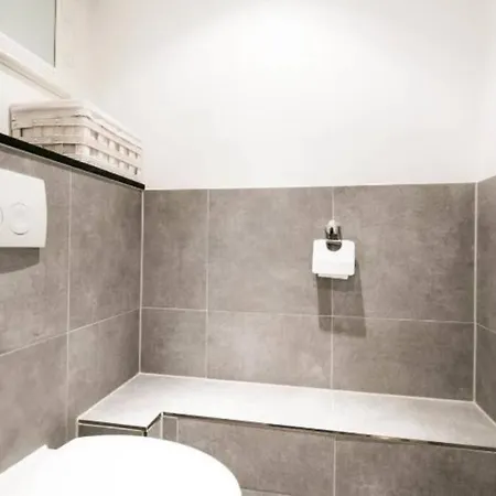Διαμέρισμα Lovely 4 Bedroom Luxury Apartment Άμστερνταμ